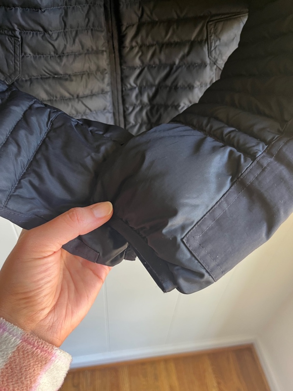 Eddie Bauer Women’s Black Quilted 700 Storm down Puffer Jacket Sz Sm - Picture 5 of 12